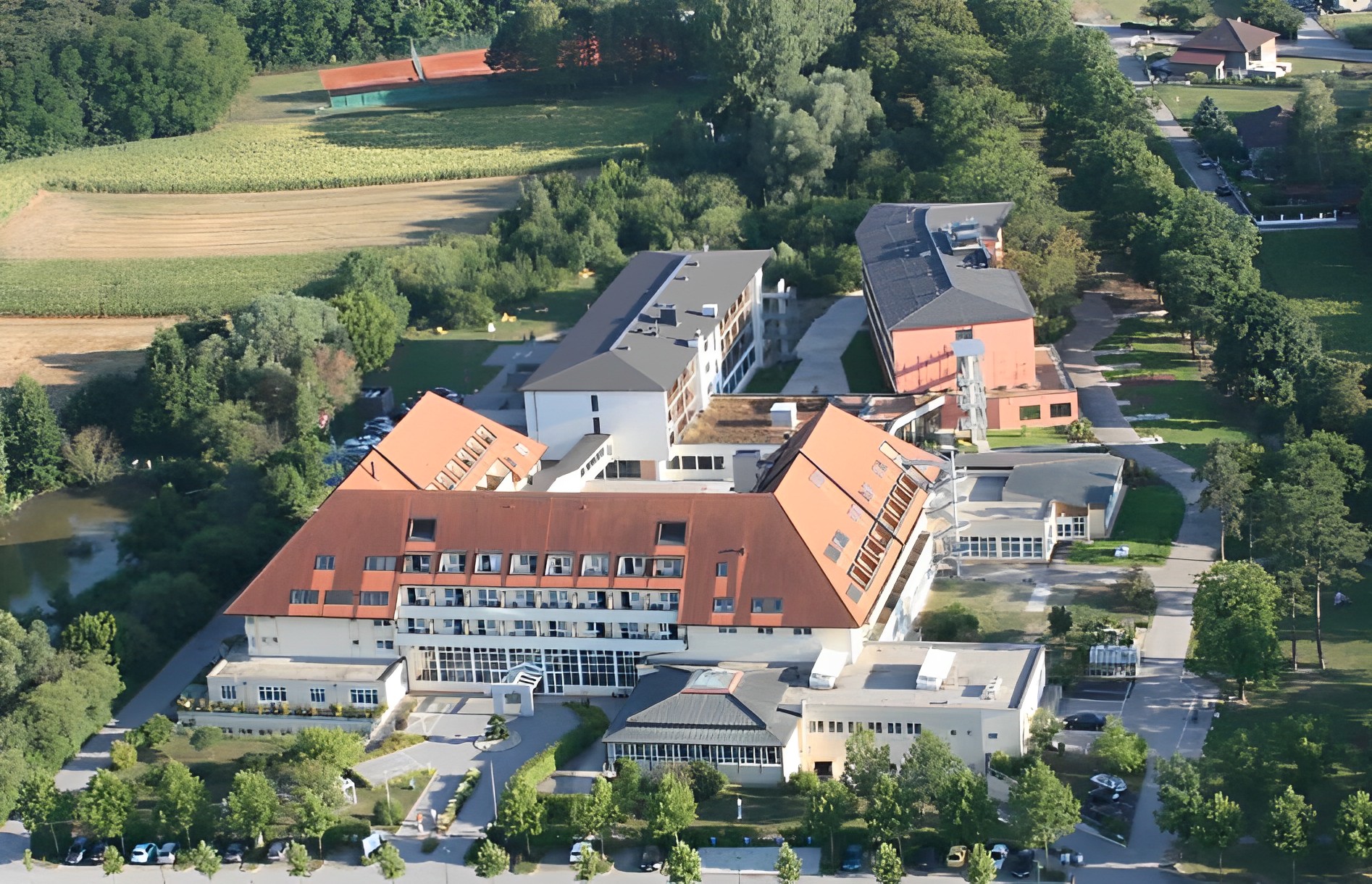 Клиника Pirawart